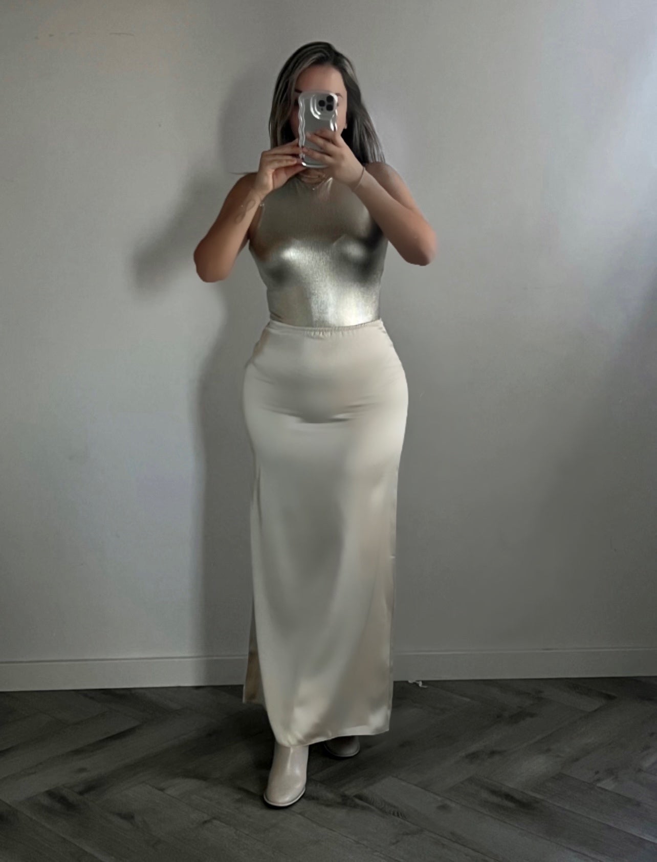 Satin maxi skirt Beige