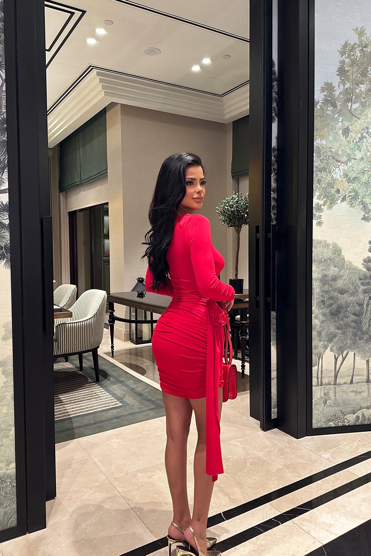 Ruffled dress long sleeve red