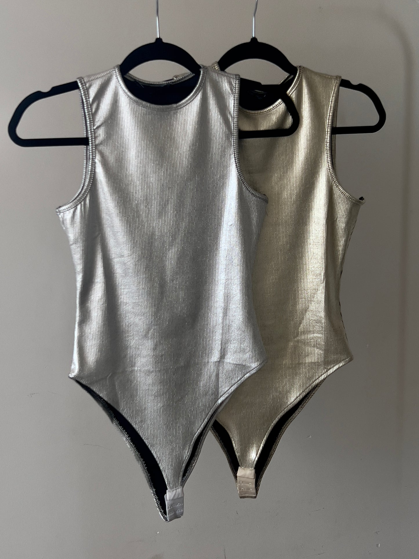 Metallic body Silver