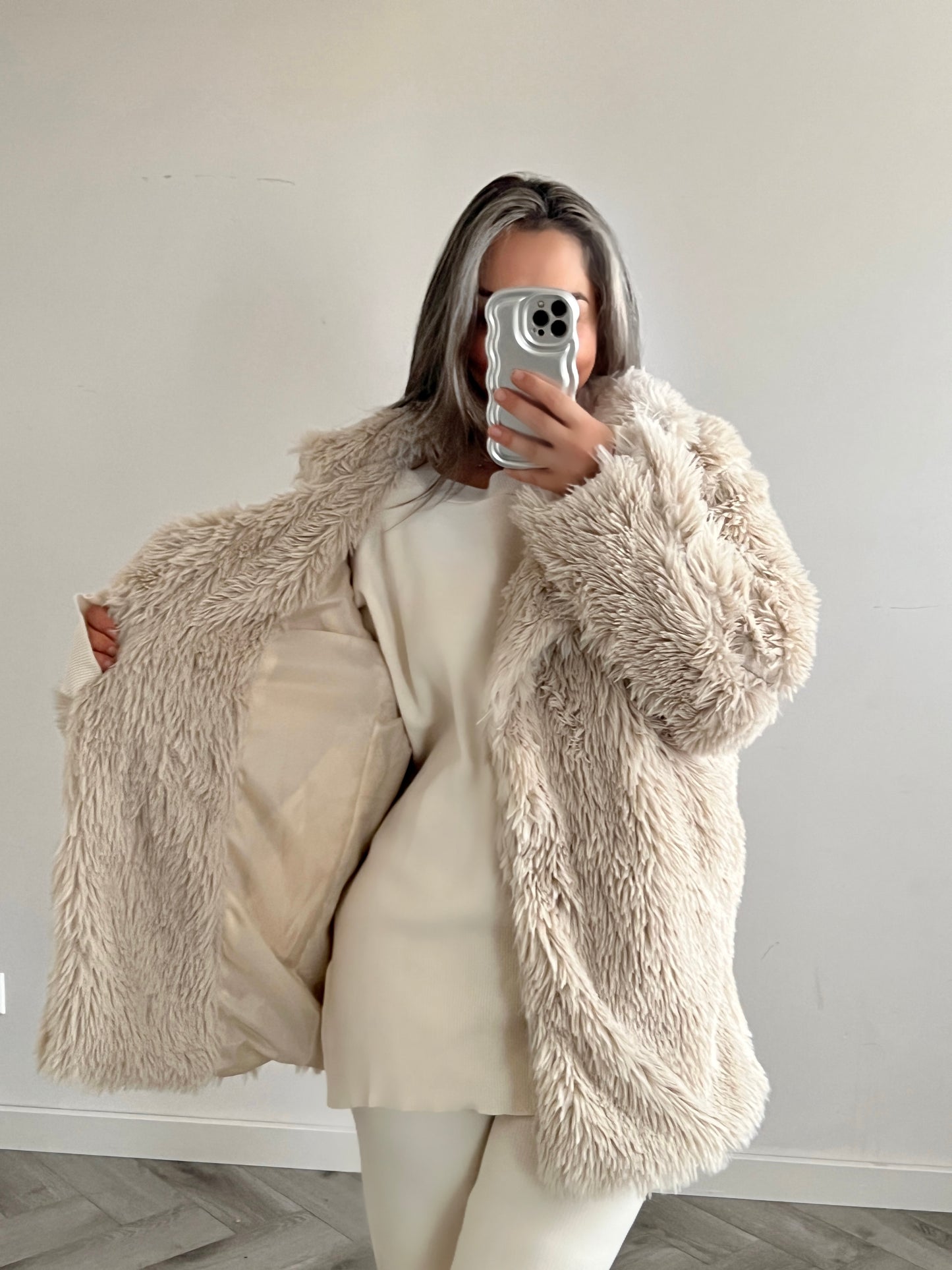 Faux fur coat beige