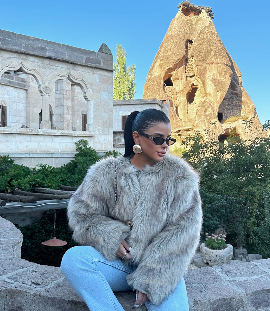 Short faux fur jacket Gray