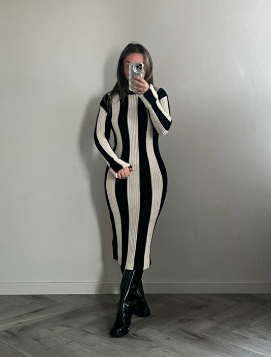 Knitted dress