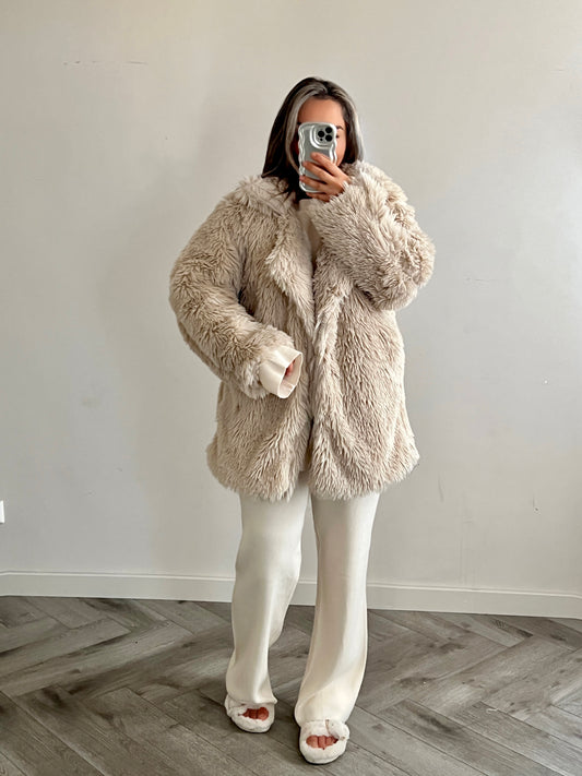 Faux fur coat beige