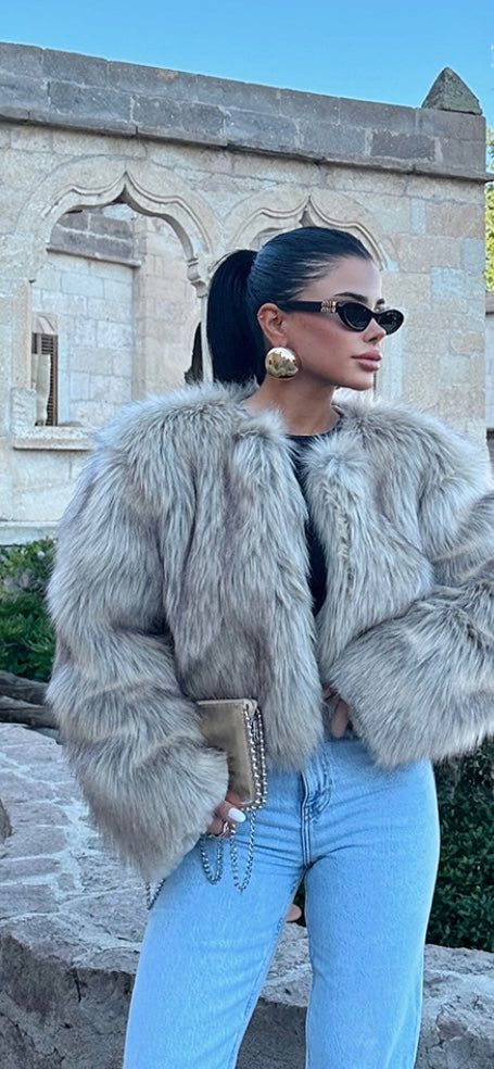 Short faux fur jacket Gray